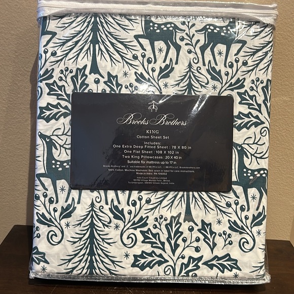 Brooks Brothers Sheet Set King Christmas Reindeer Holly Berry Evergreen Trees - Picture 2 of 3